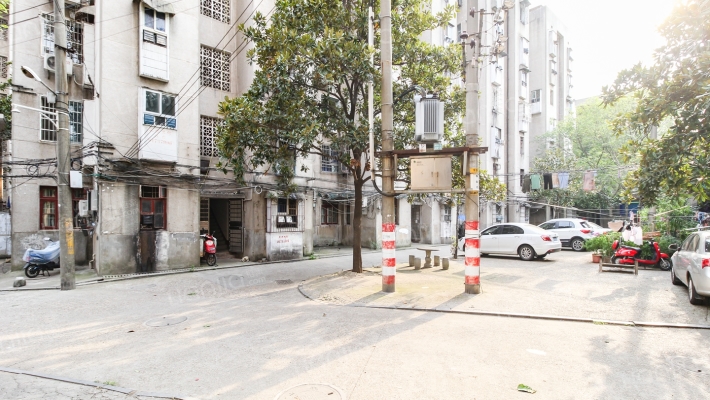 枫树塘小区外景图