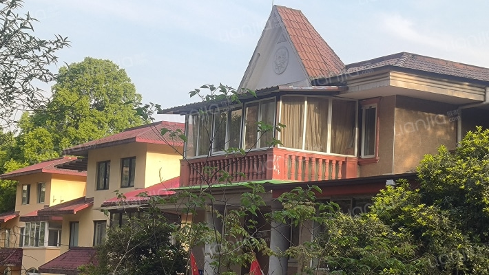 观景路982号附1号外景图