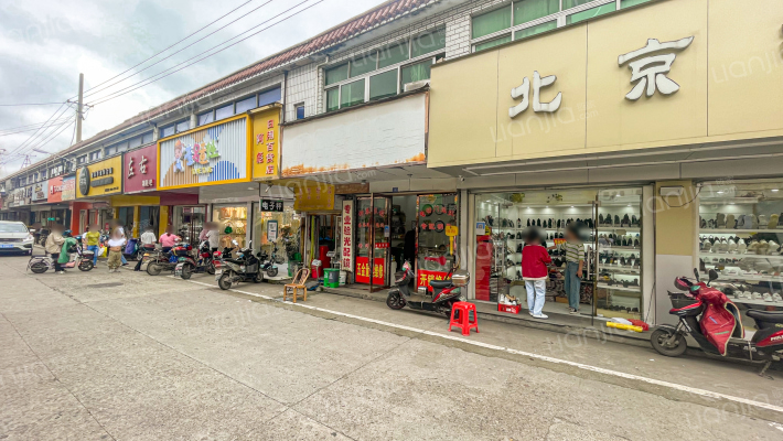 横溪菜场里外景图