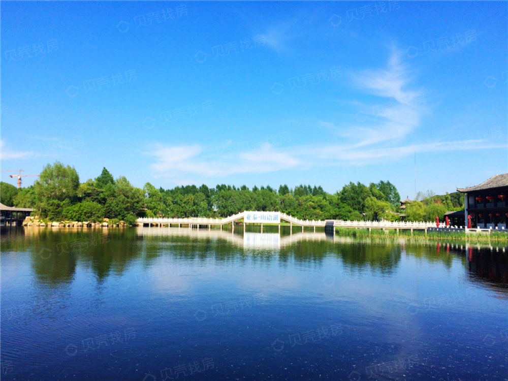 亚泰山语湖相册