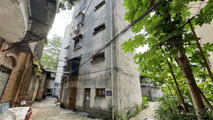 仓山房管局宿舍外景图