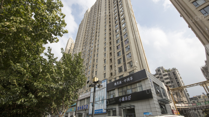 西环中心广场外景图