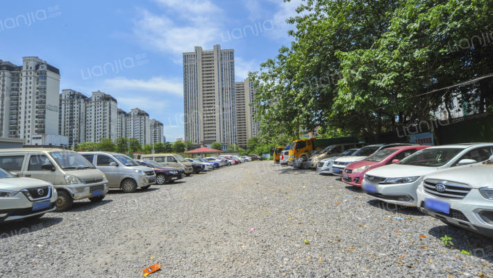 桃花中路电信宿舍外景图