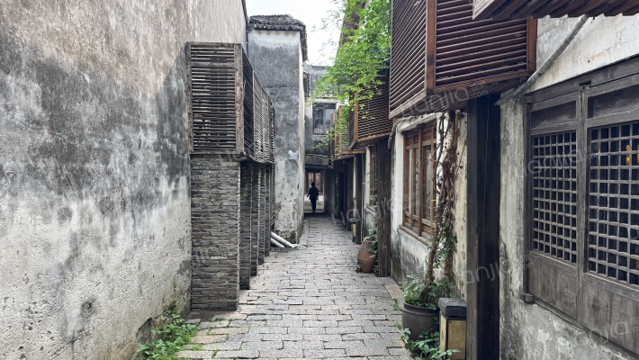 南市街外景图
