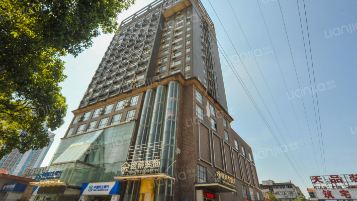 天使商务广场外景图