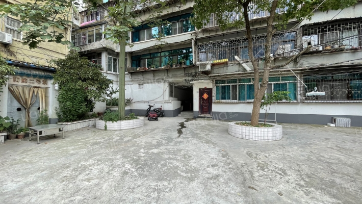 解放路106号外景图