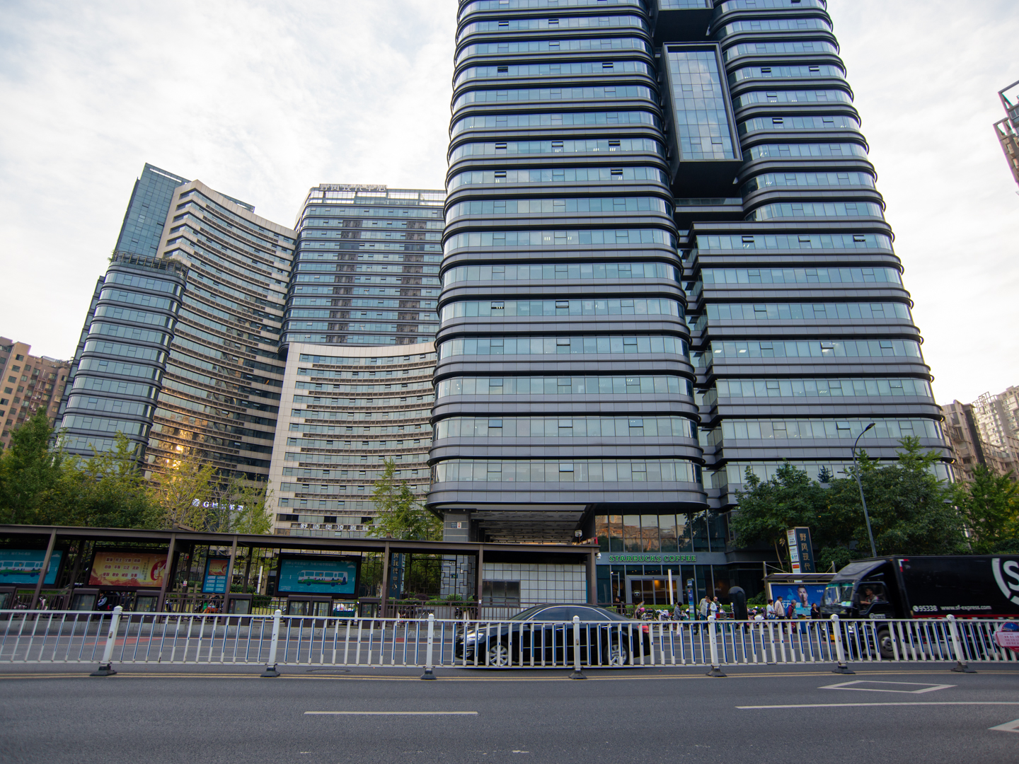 野风现代中心小区实景 2