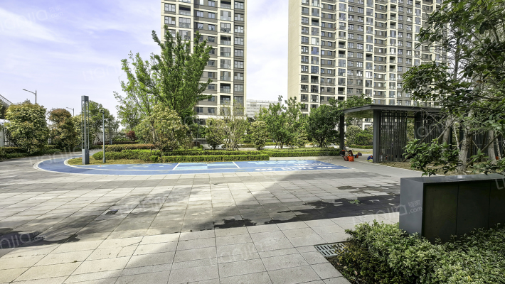 润辰府北区外景图