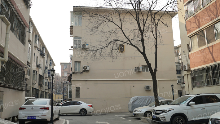 前进路17号院外景图