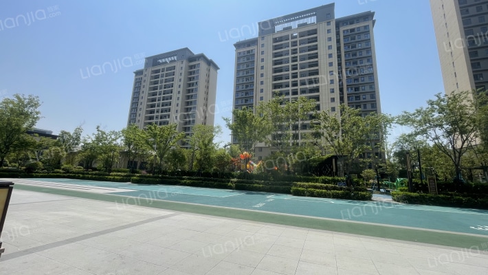 美的澜悦雅筑外景图