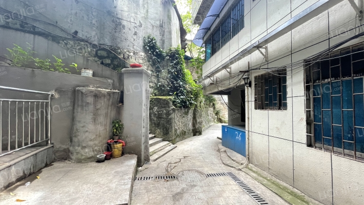 二桥路282号外景图