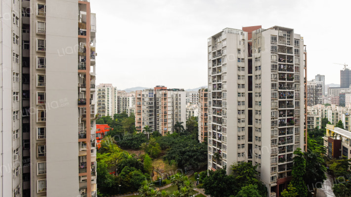 世纪春城二期外景图