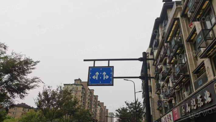 纤维板厂宿舍外景图