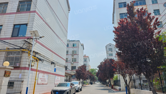 眼明泉小区外景图