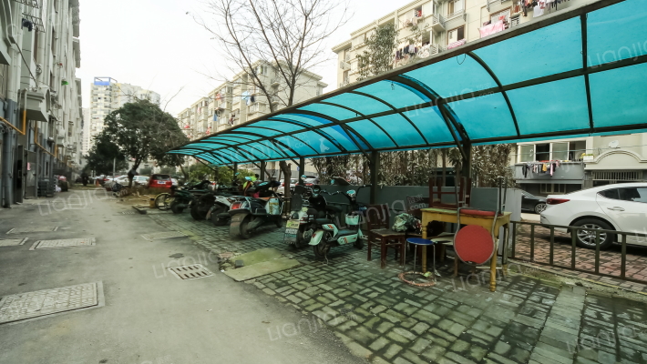 金盛公寓外景图