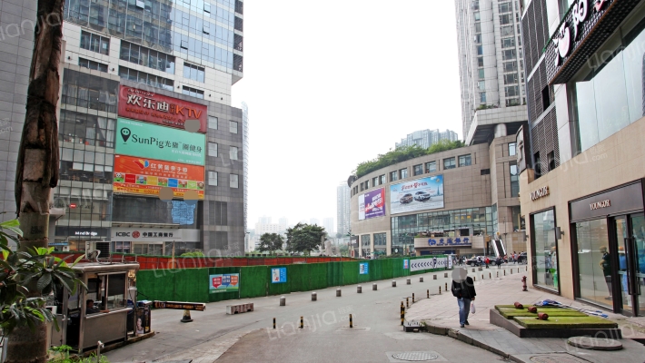 新上海大厦外景图