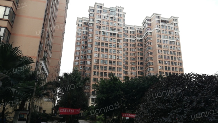 风云琥珀名城外景图