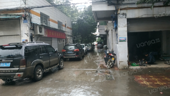 花果小区外景图