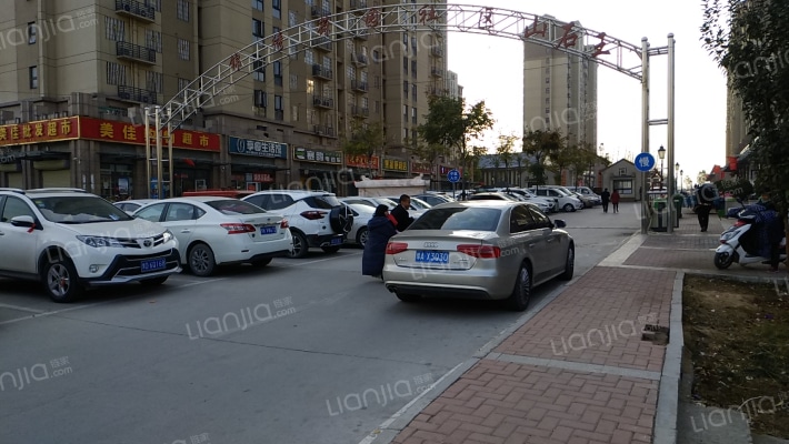 锦绣荷园社区外景图