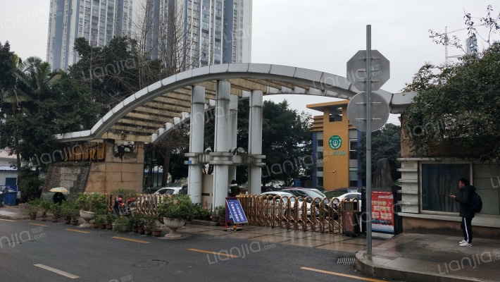 龙珠丽锦花园外景图