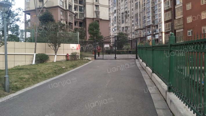 五街国际外景图