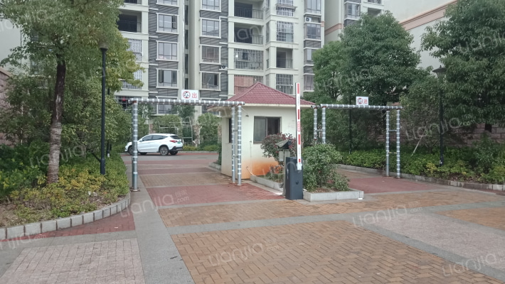 胡家近湖佳苑外景图