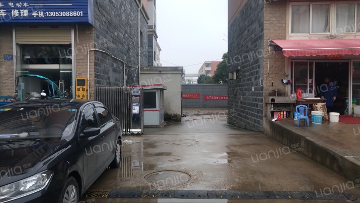 幸福大街A区外景图