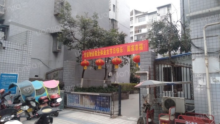 碧桂园小区外景图