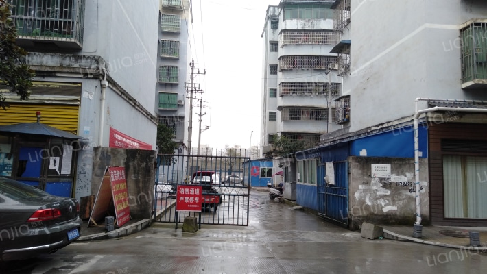 教师小区外景图