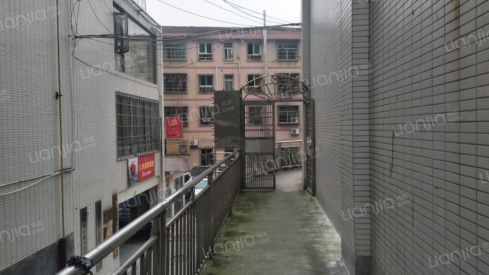 朝阳家园外景图