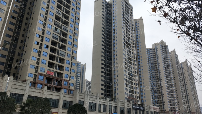 银河世纪外景图