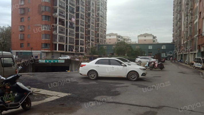 名爵公馆外景图