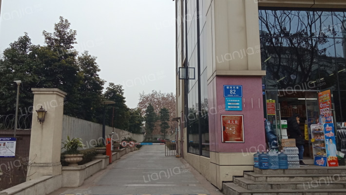 碧美恋城中央外景图