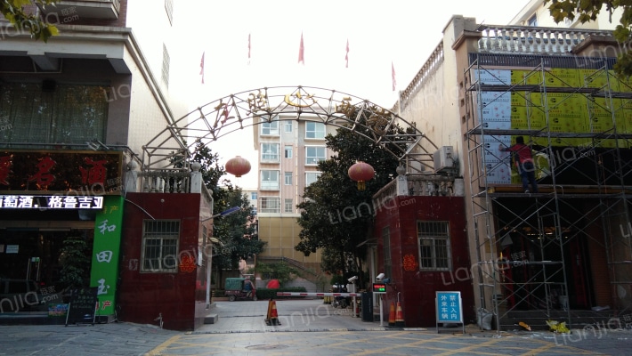 左照西苑外景图