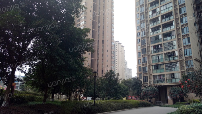 龙川北郡外景图