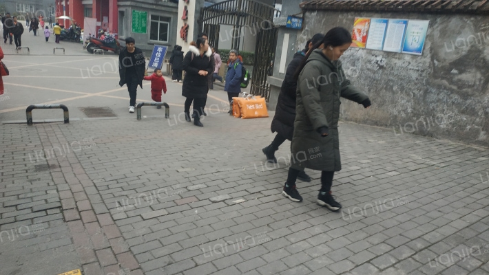 滨洲上城外景图