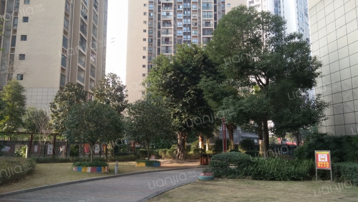 吉祥中华城外景图