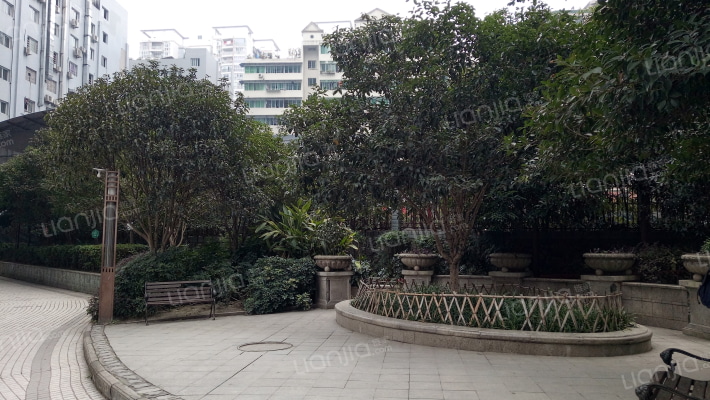 龙湖人家外景图