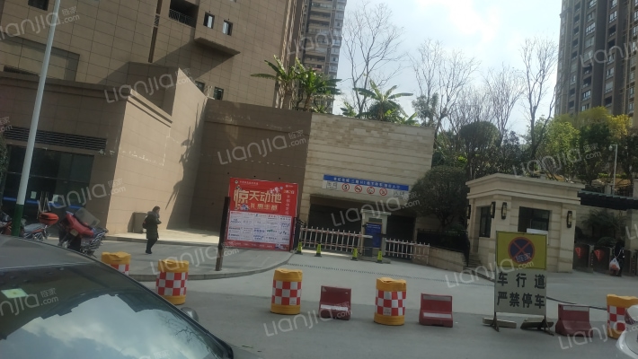 世纪花城三期外景图