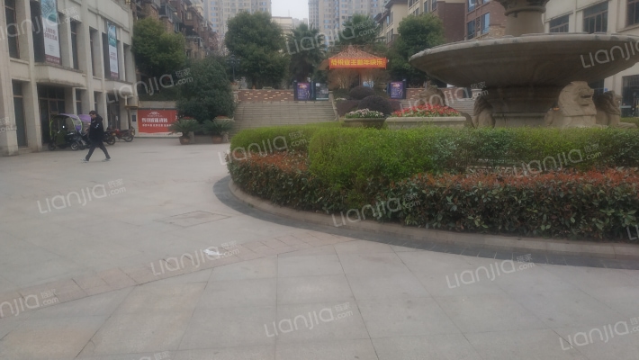 玮益上城华府外景图