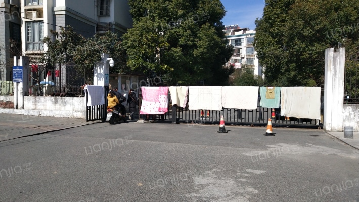 国际花城小区外景图