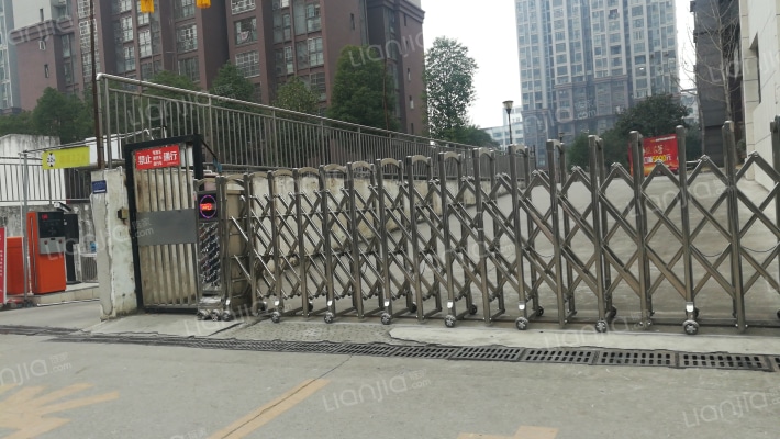 东城国际外景图