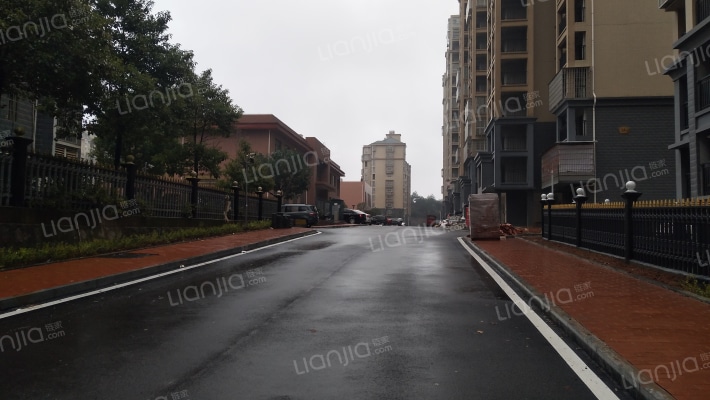 和谐家园白马小区外景图