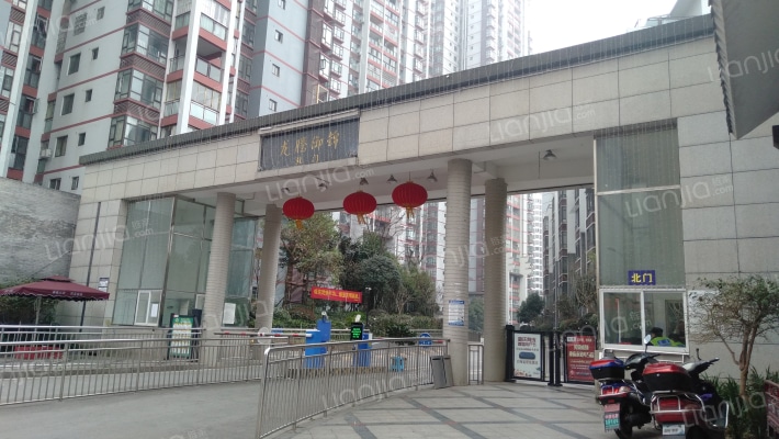 龙腾御锦外景图