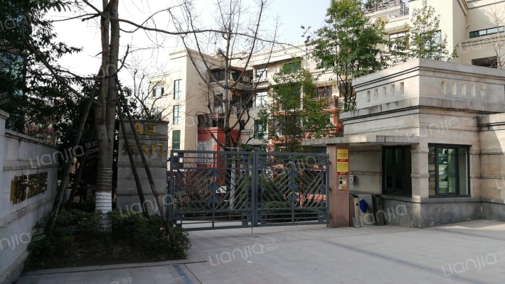 中渝滨江壹号A区外景图