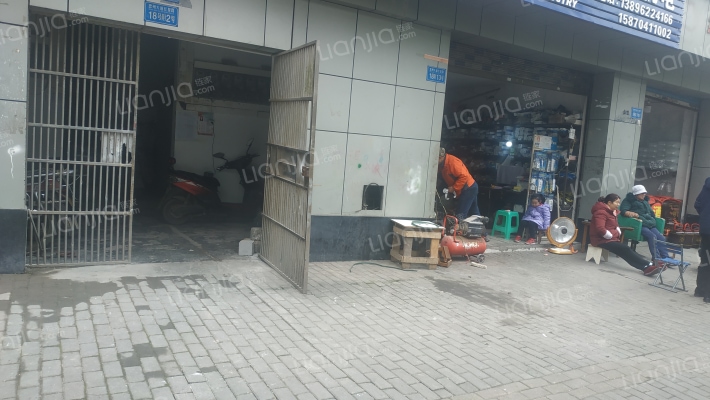 忠县大桥路小区外景图