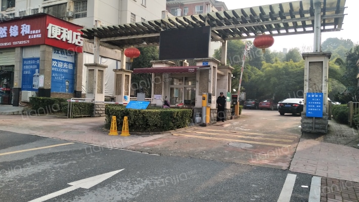 亚大国际新城外景图