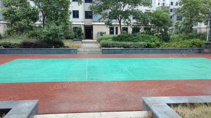 滨河家园外景图