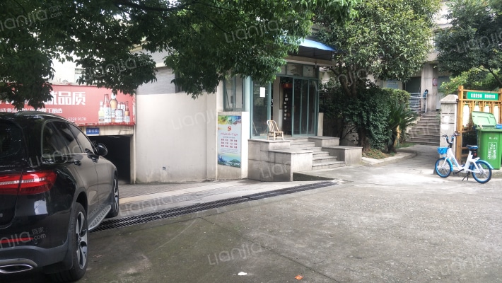 金茂商都外景图