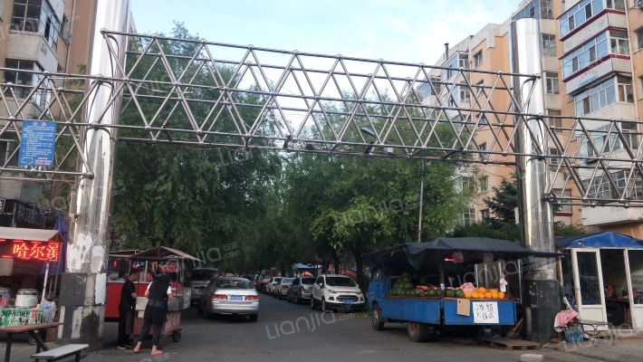 辽河小区外景图